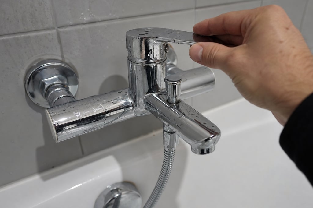 main ajuste levier mitigeur mélange eau